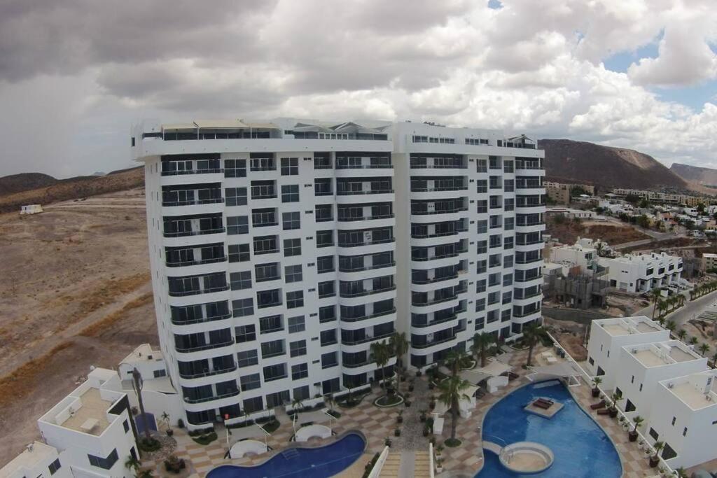 Condo En Torres Cantera De 2 Recamaras 2 1/2 Banos La Paz Bagian luar foto