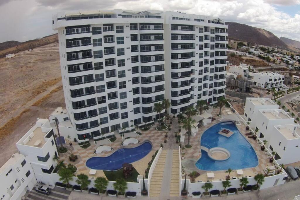 Condo En Torres Cantera De 2 Recamaras 2 1/2 Banos La Paz Bagian luar foto